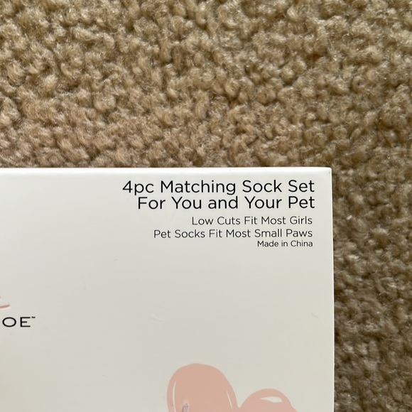 Marilyn Monroe 4 Piece Matching Socket Set For You & Pet - Picture 4 of 9